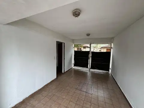 Depto Tipo Casa en Venta con 1 cocheras