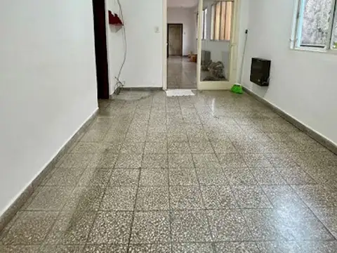 Depto Tipo Casa en Alquiler de 3 dormitorios