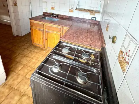 Departamento 4 ambientes con 2 baños