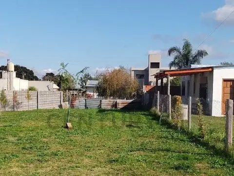 12 entre 666 y 667, Terreno en Venta , Villa Garibaldi.-