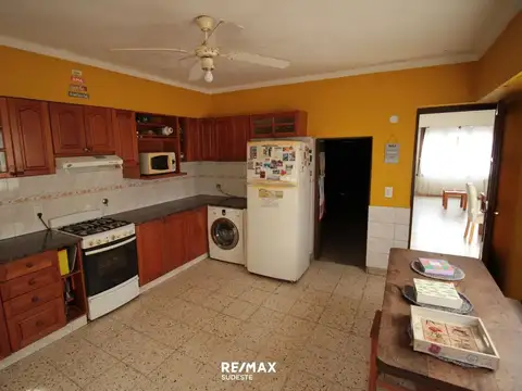 3 DORMITORIOS, PATIO Y COCHERA EN PEDRO PICO