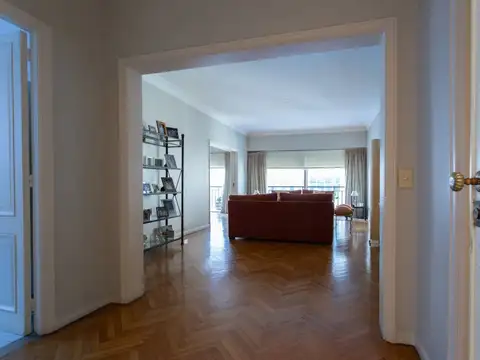 Departamento en Venta de 6 ambientes