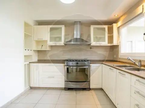 CASA EN VENTA EN LOS OMBUES HUDSON