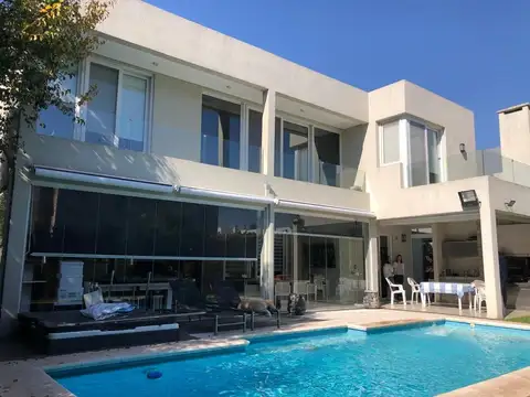 Ayres Plaza Espectacular casa!! IMPERDIBLE