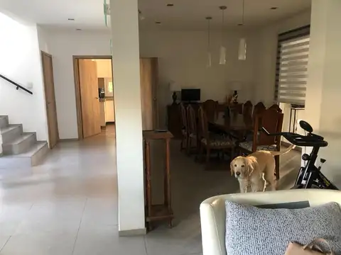 Ayres Plaza Espectacular casa  IMPERDIBLE