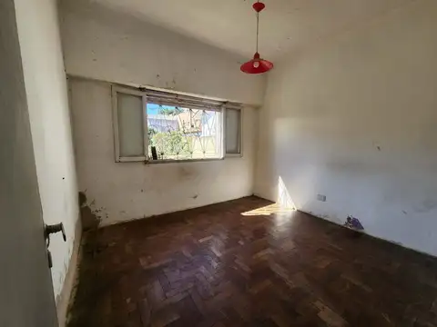 Casa en Venta en Temperley, USD 100.000