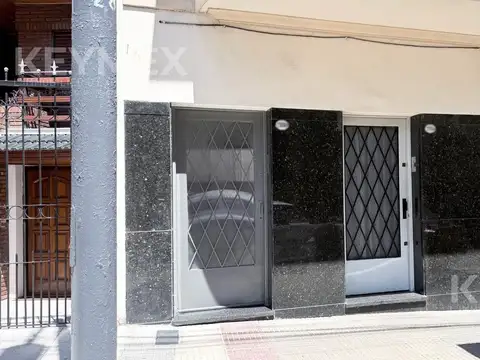 VENTA PH EN BLOCK TRES   DOS AMBIENTES PARQUE PATRICIOS CON TERRAZAS Y PATIOS PROPIOS