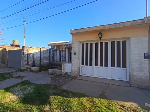 Venta casa dos dormitorios | barrio la florida