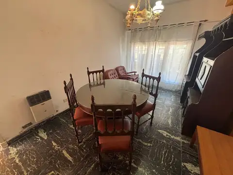 Depto Tipo Casa en Venta en Olivos, USD 129.000