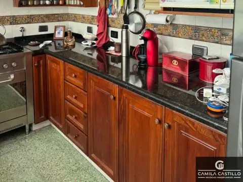 Casa en Alquiler en Villa del Parque, USD 1.430