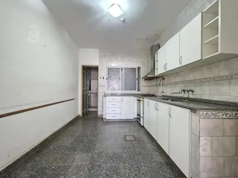 Depto Tipo Casa en Venta de 4 ambientes