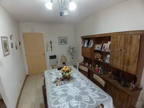 Depto Tipo Casa 2 ambientes con 1 baño