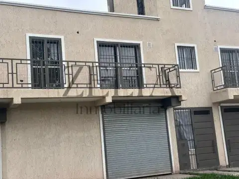 Vendo Dúplex en Las Heras