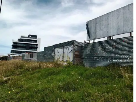 Terreno comercial frente al mar