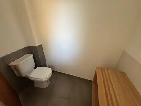 Casa en Alquiler con 1 cochera