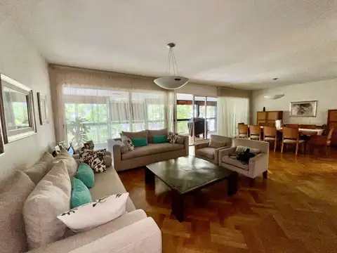 Departamento en Venta de 5 ambientes