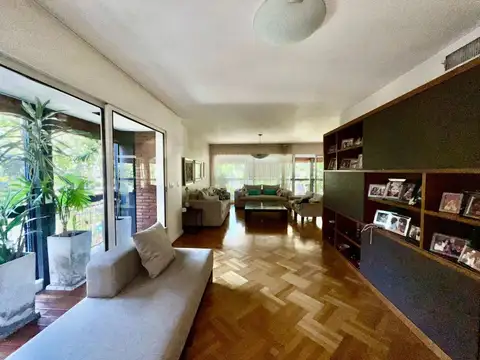 Departamento en Venta con 2 cocheras