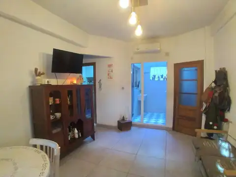 Depto Tipo Casa en Alquiler de 2 dormitorios