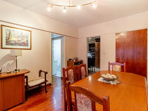 Departamento 4 ambientes con 2 baños