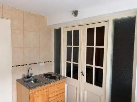 Depto Tipo Casa en Alquiler de Monoambiente