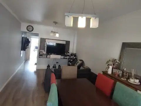 DUPLEX 3 AMBIENTES CON COCHERA ESCUCHA OFERTA