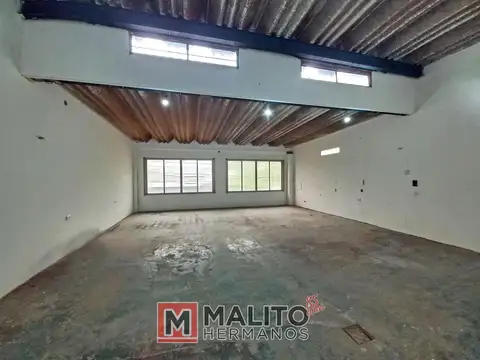ALQUILER GALPÓN 4 Ambientes en 2 Plantas con Depósito