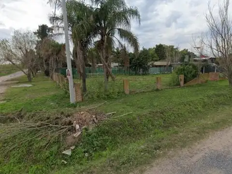 Venta: Terreno en Pueblo Esther. Lote de esquina.