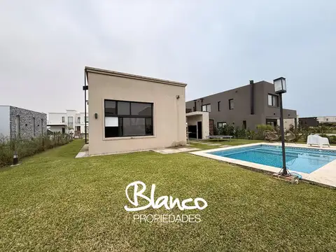 Puertos del Lago - Acacias 600