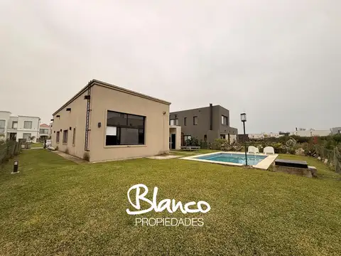 Casa  en Alquiler en Puertos, Escobar, G.B.A. Zona Norte