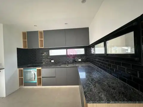 Casa en Venta en Pilar del Este - Santa Elena, USD 230.000