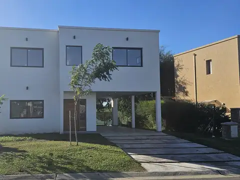 Casa En Venta en Barrio Santa Elena, Pilar del Este, Pilar, G.b.a. Zona Norte