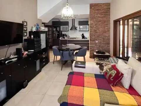 Casa en Venta en San Antonio de Padua, USD 129.000