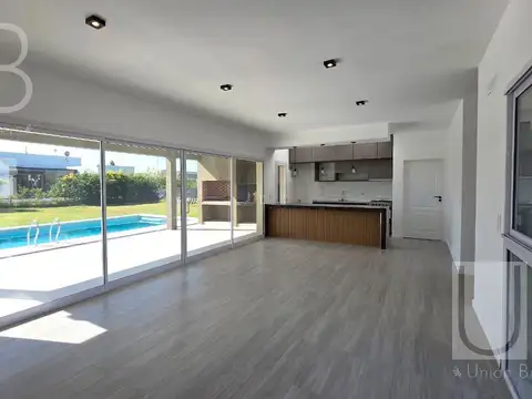 Casa A Estrenar La Alameda barrio privado, Canning. Amplio Parque y pileta.