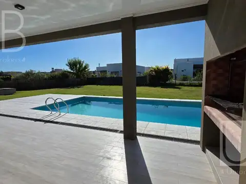 Casa en Venta en Guernica, USD 255.000