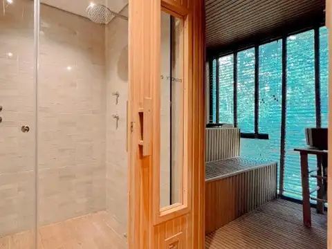 Casa en Venta en Carilo, USD 1.200.000