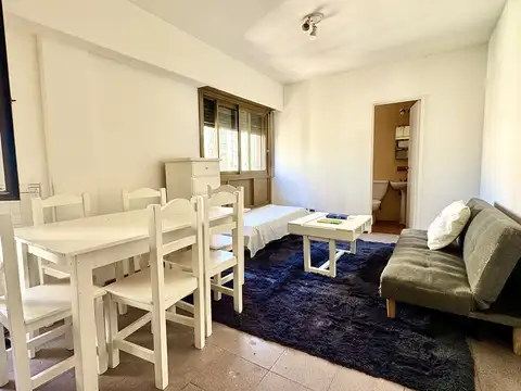 Venta departamento monoambiente en Microcentro