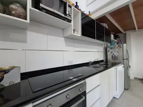 Depto Tipo Casa en Venta en Quilmes, USD 79.000