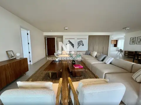 Departamento 5 ambientes con 4 baños