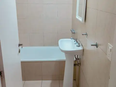 Departamento en Alquiler en Olivos Maipu/Uzal, $ 660.000