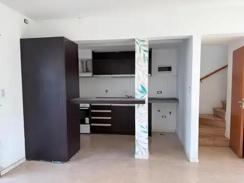 Departamento en Venta en Los Hornos, USD 65.000