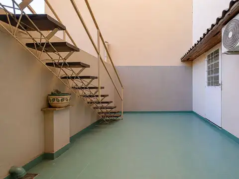 Depto Tipo Casa en Venta 62 años