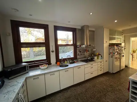 Casa en venta en Abril Club De Campo