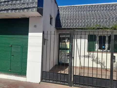VENTA DE CASA 3 AMBIENTES EN MORÓN