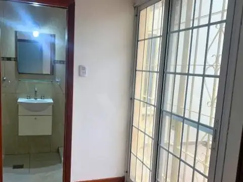 Oportunidad en Quilmes: Departamento interno en alquiler sin expensas