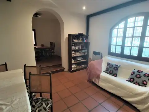Depto Tipo Casa en Venta con 1 cocheras