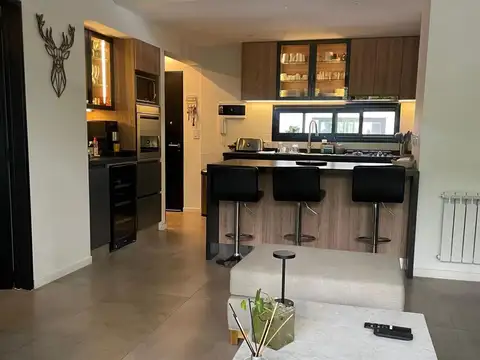 Departamento 2 ambientes con 2 baños