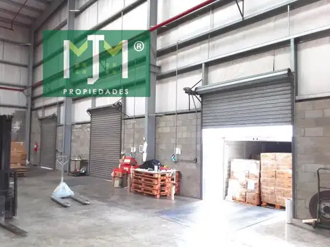 ALQUILER DEPOSITO INDUSTRIAL COMO NUEVO C/DOCKS DE CARGA,5.000m2 CUBIERTOS + MAS OFICINAS