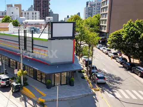 Alquiler local comercial en esquina neuquén