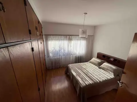 Depto Tipo Casa en Venta 45 años