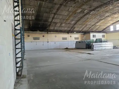 Galpon en Alquiler 30  mts Frente